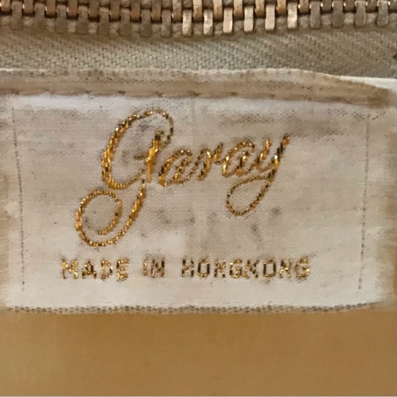 Vintage Woven Garay Handbag Made in Hong Kong - Picture 6 of 14